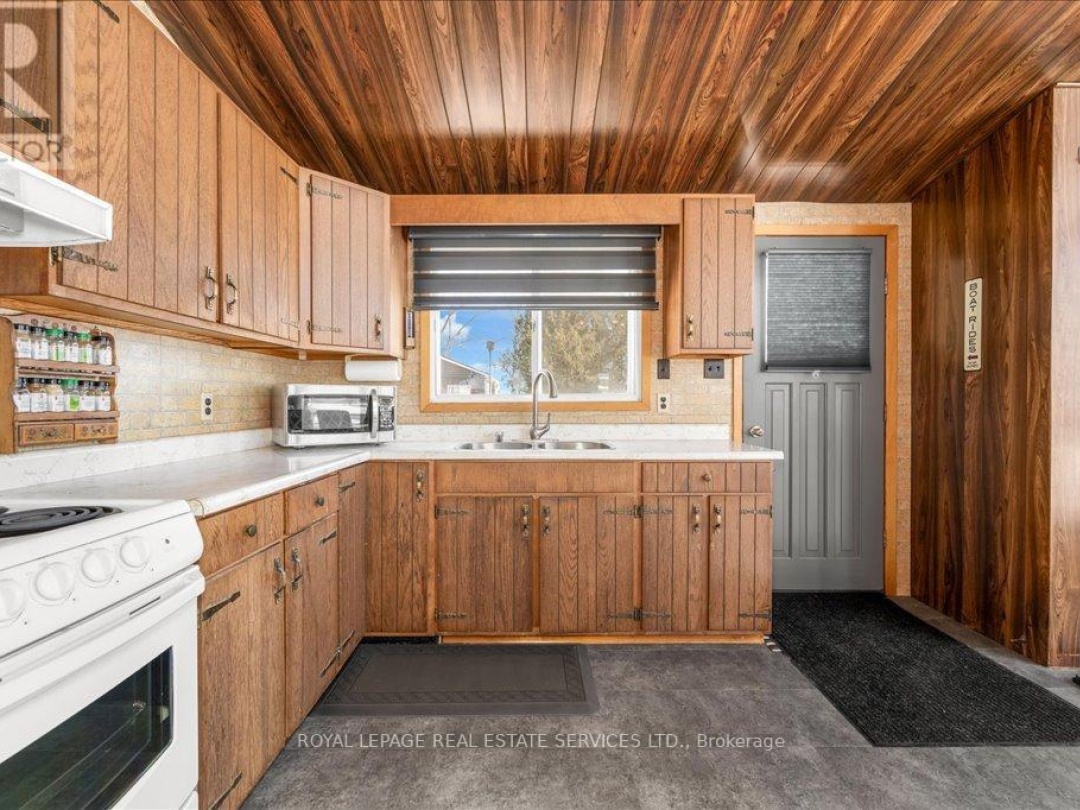 1129 Concession Road 9, Dalrymple-south Lake