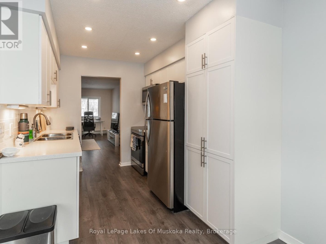 10 - 142 ECCLESTONE DRIVE, 