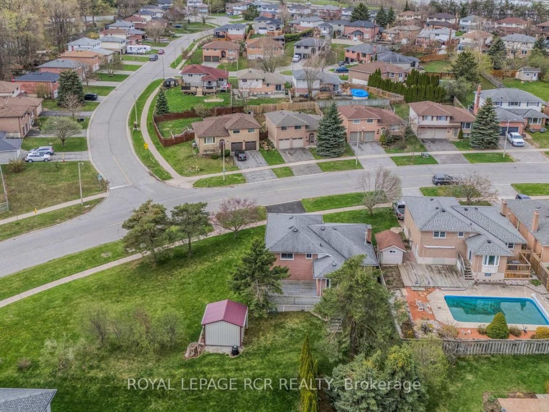 80 Woodside Drive, Orillia