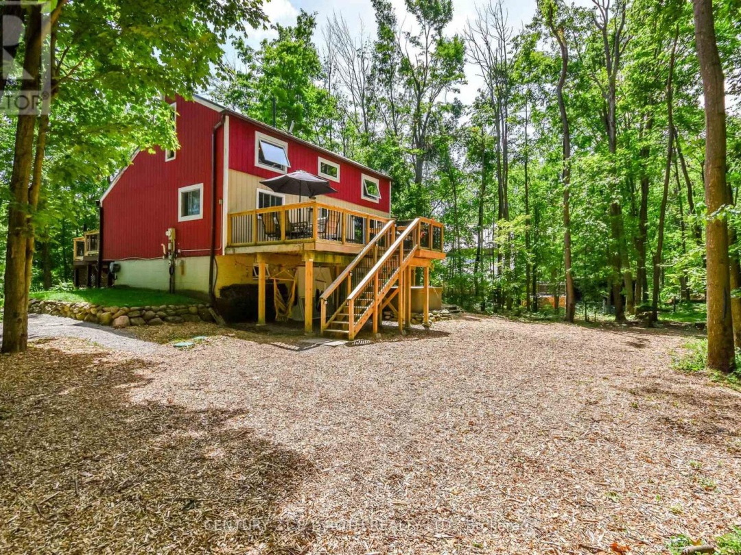 41 HURONWOODS DRIVE, 