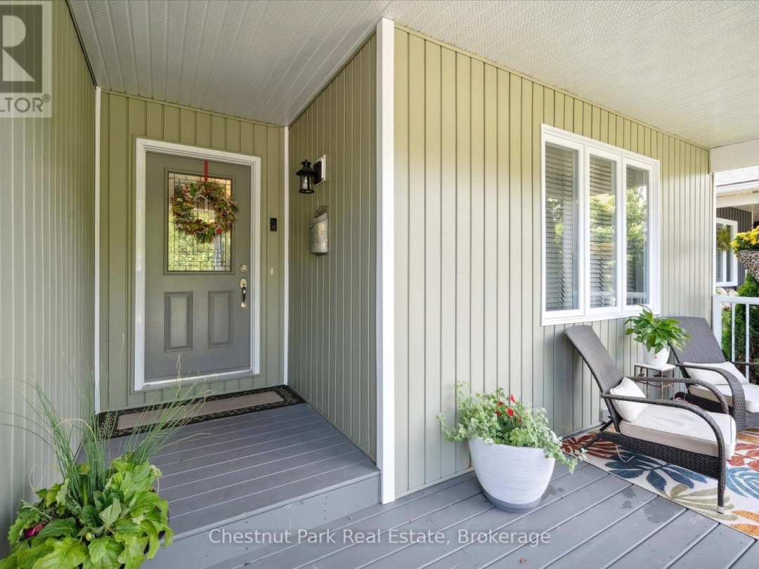 153 PINERIDGE GATE, 