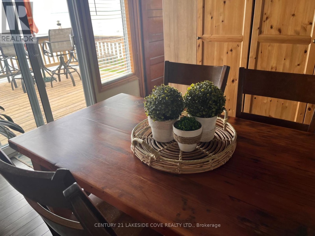 2730 Lone Birch Trail N, Lake Simcoe