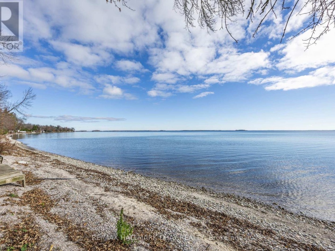 769 Woodland Drive, Lake Simcoe