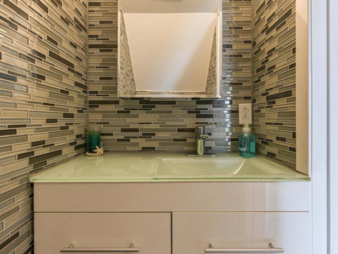 15 - 40 VICTORIA CRESCENT, 