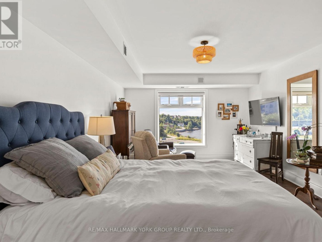 202 - 11A SALT DOCK ROAD, 