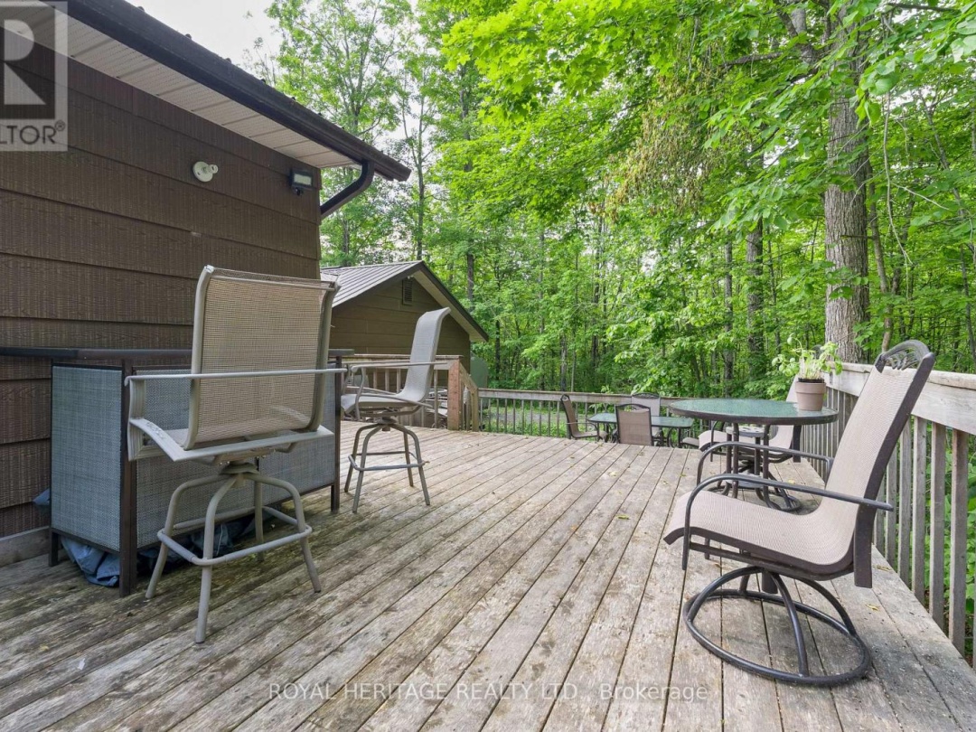 65 BESSIE AVENUE N, 