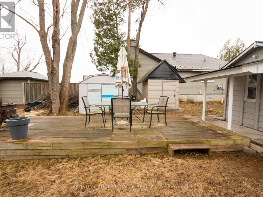 31 Birchcliff Avenue, Sturgeon Lake