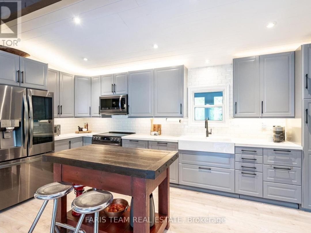7672 Birch Drive, Black Lake