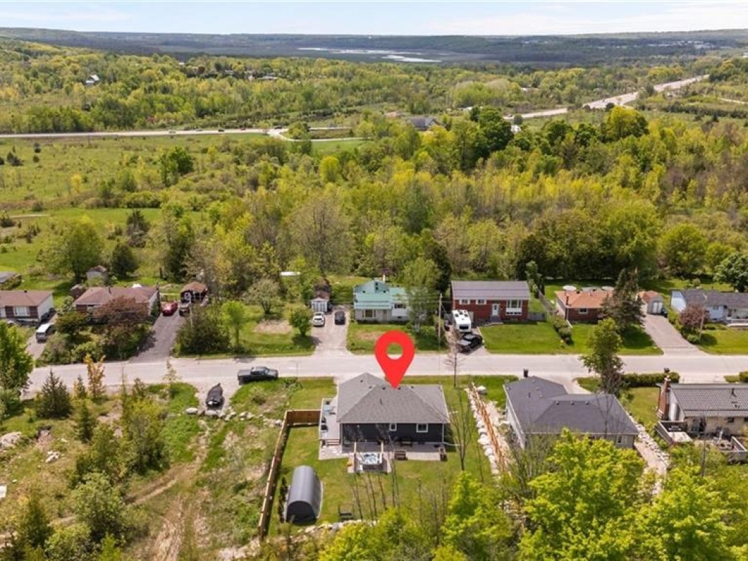 37 EASTON Avenue, Port McNicoll