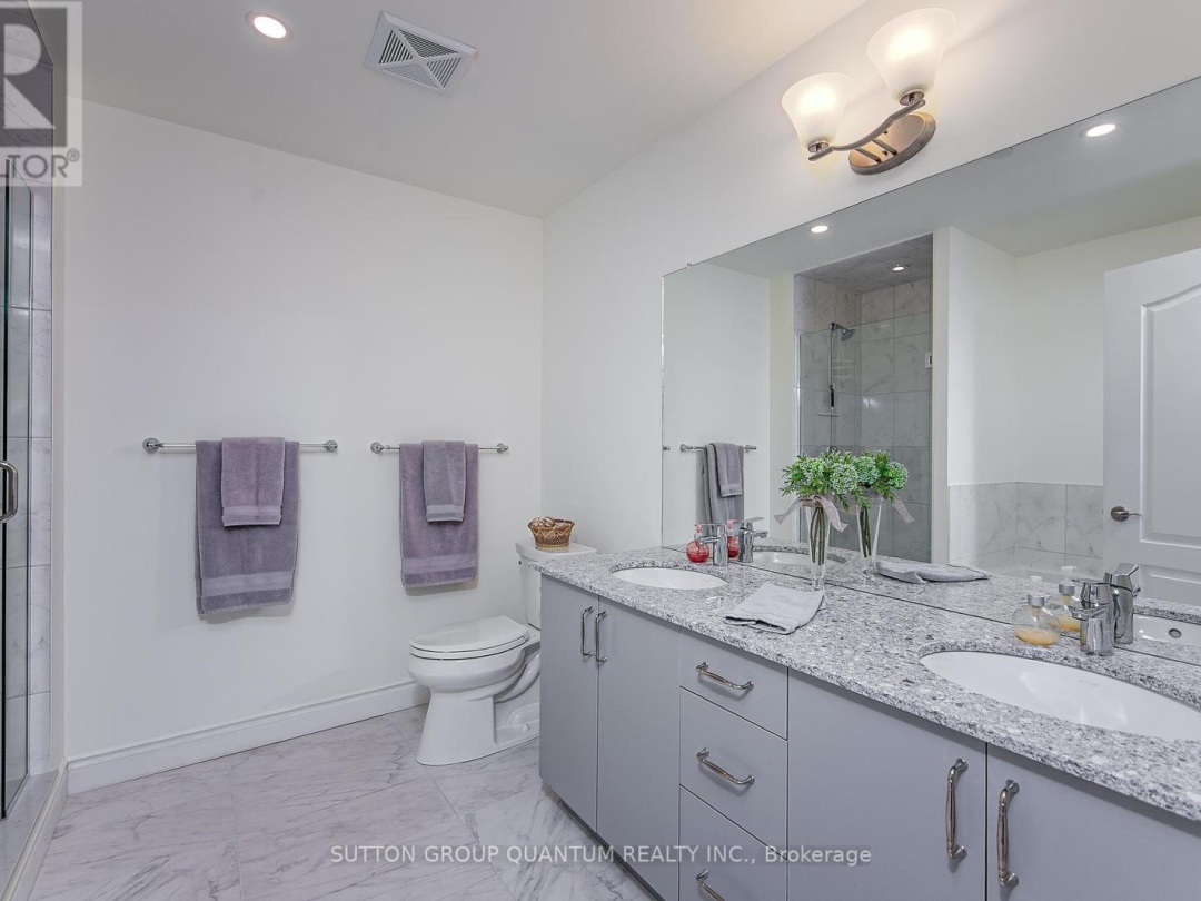 210 - 90 ORCHARD POINT ROAD, 