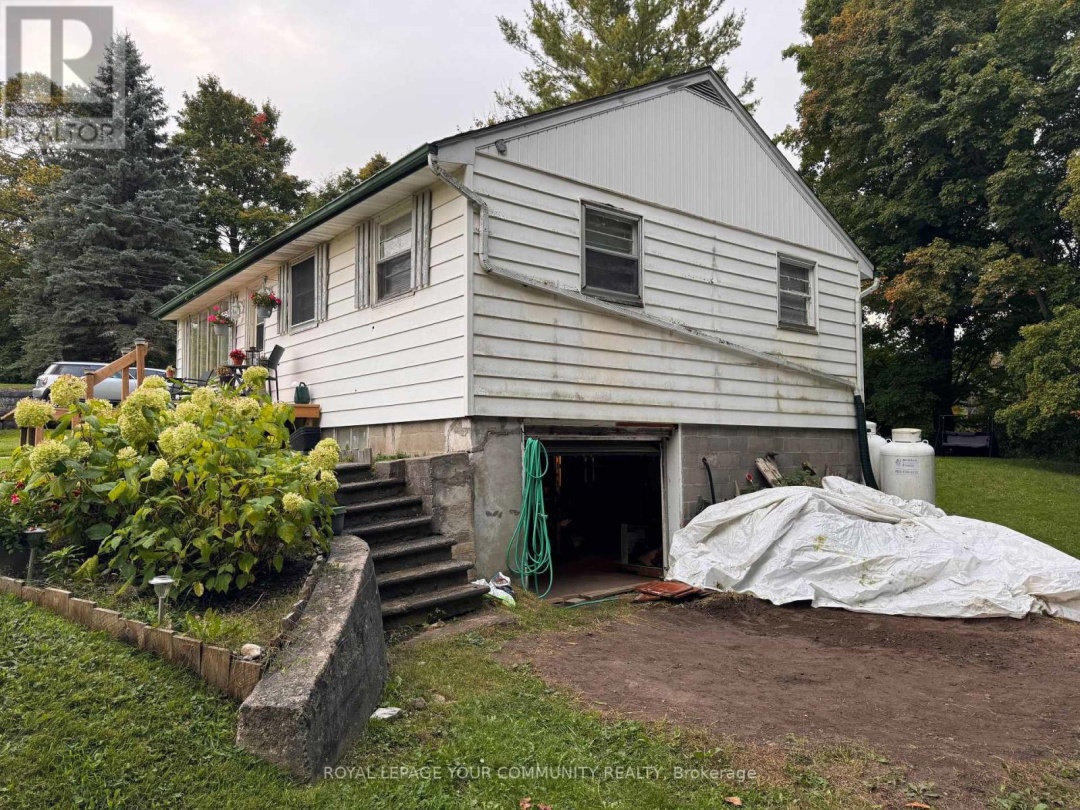 535 COUNTY RD 121 ROAD, 