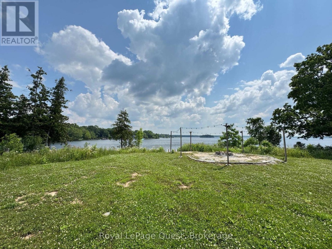 21 ROSY BEACH COURT, 