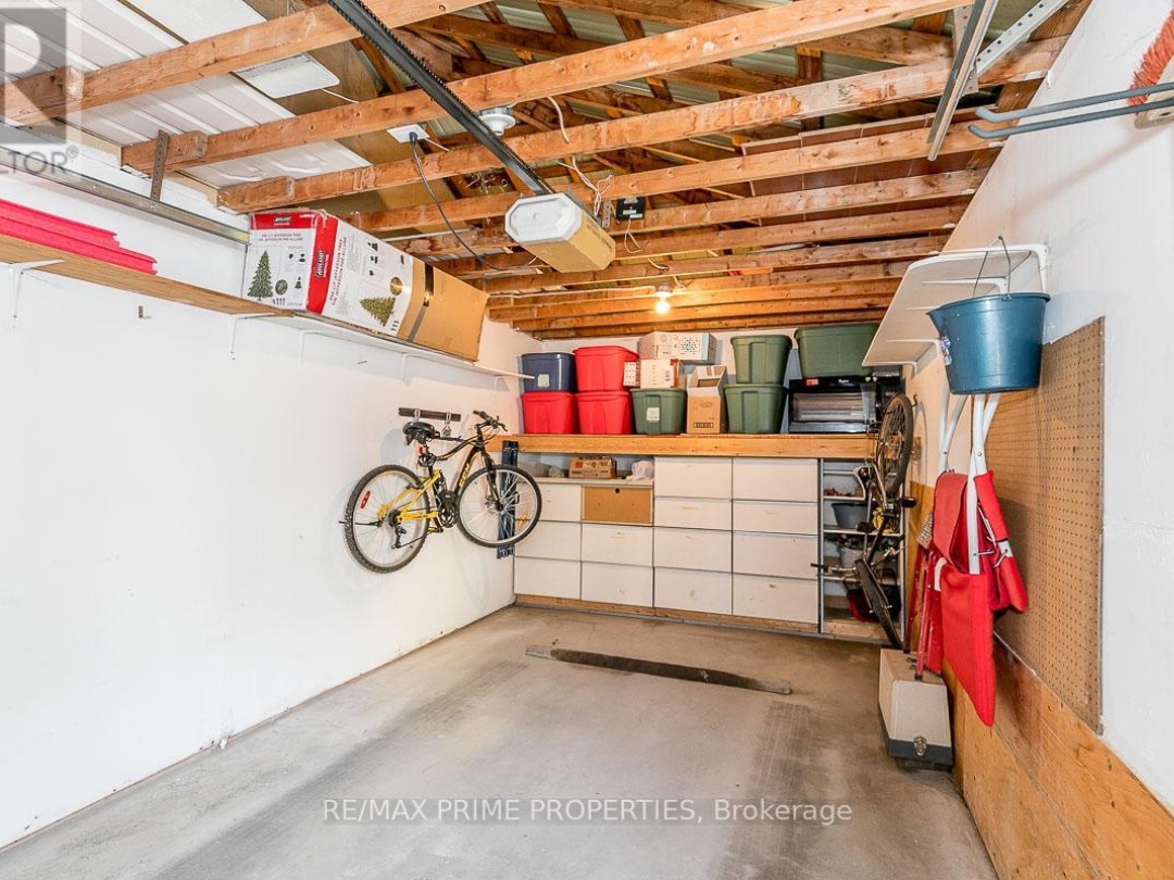 201 - 585 ATHERLEY ROAD, 