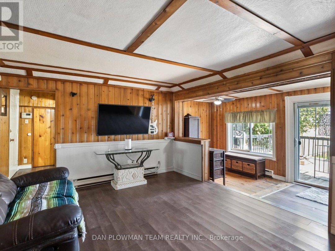 32 Beach Road, Lake Scugog
