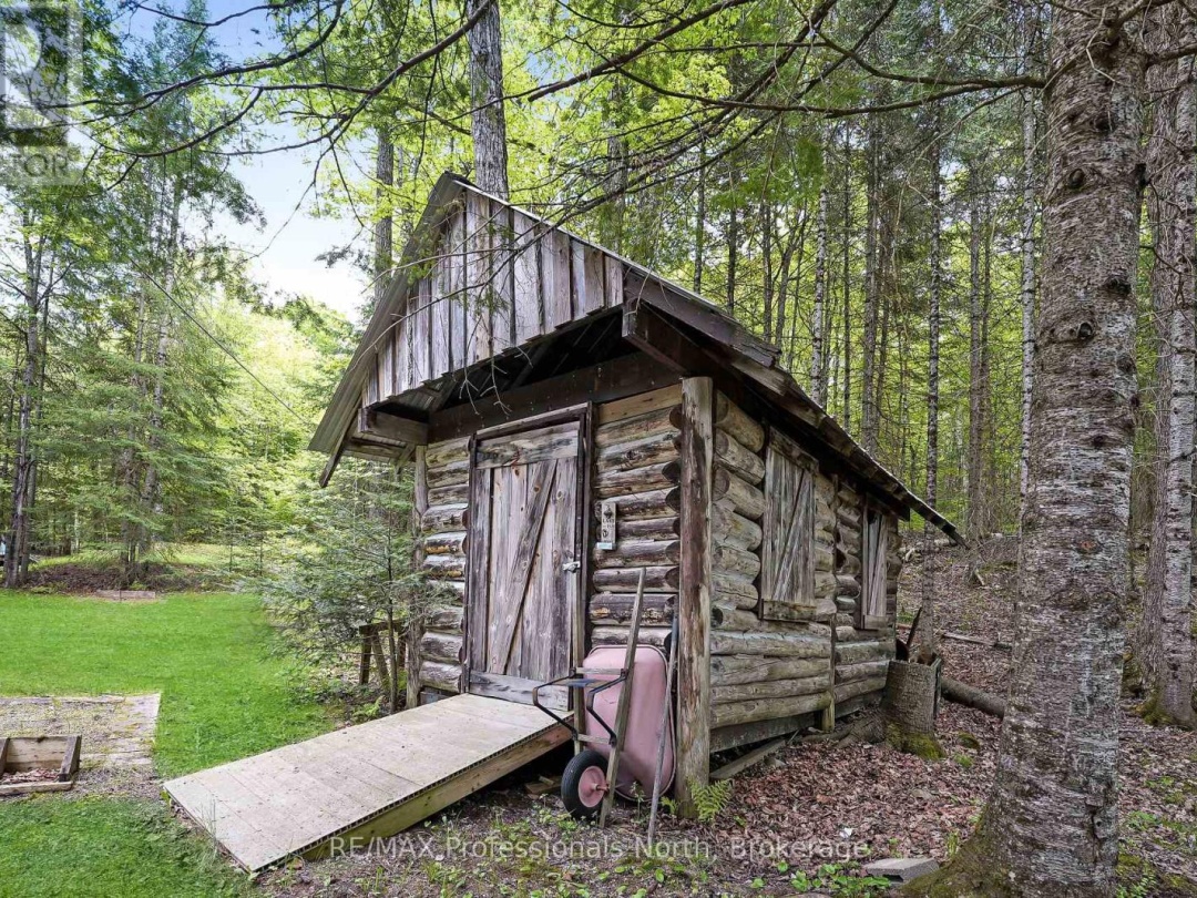 1056 KODIAK TRAIL, Glamor Lake