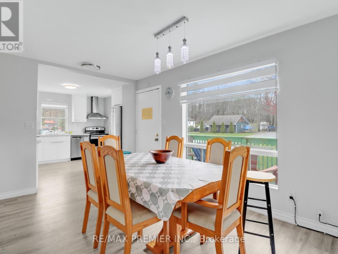 100 Readman Street, Lake Muskoka