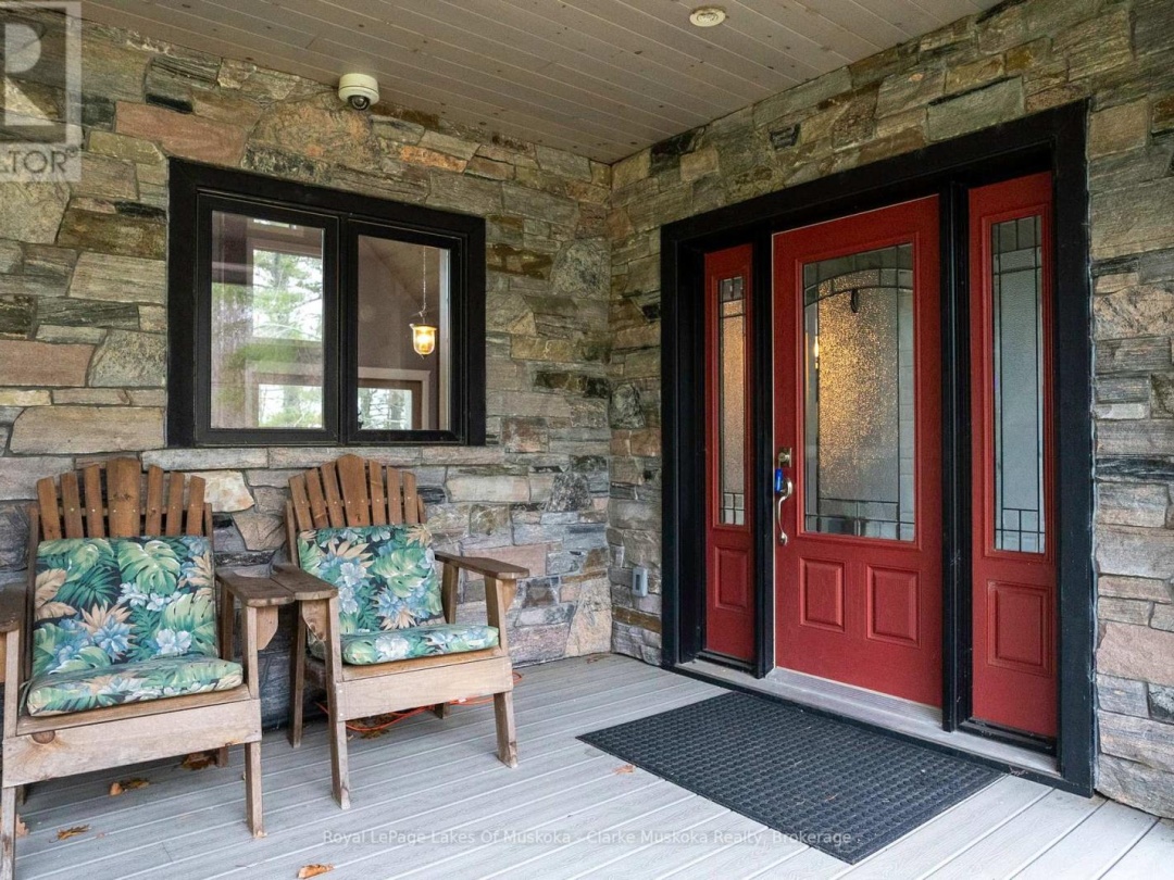 3298 Seydel Lane, Gloucester Pool