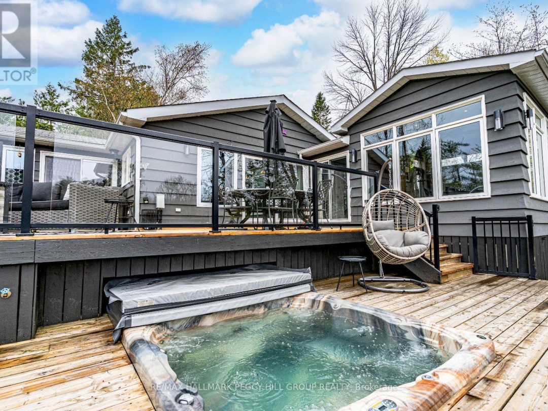 7952 Park Lane Crescent, Black Lake
