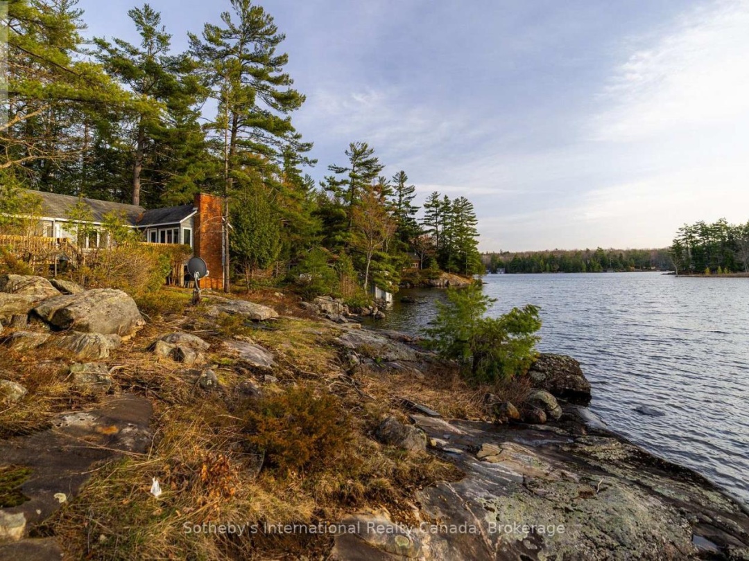 1-1076 BIRCH POINT ROAD, Lake Muskoka