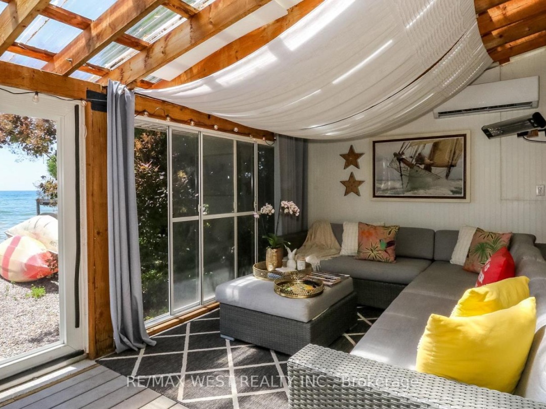 3756 GLENREST DRIVE, 