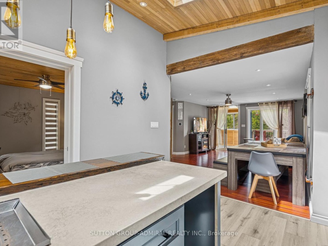 1023 Kirkpatrick Lane, Lake Muskoka
