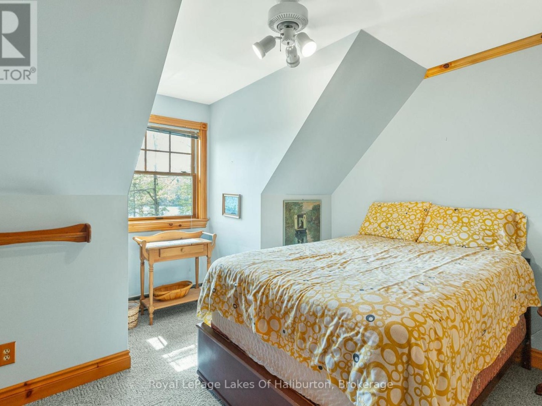 1248 Portage Road, Portage Lake
