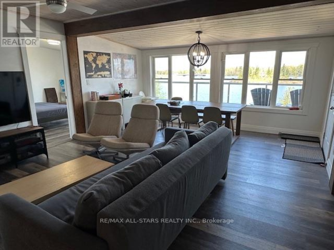 15 Manchester Trail, Sturgeon Lake