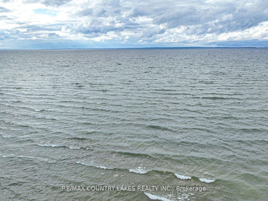2102 LAKESHORE DRIVE, Lake Simcoe
