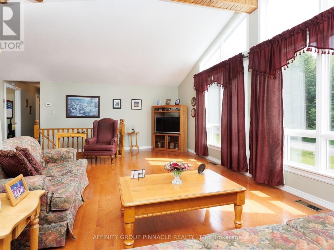 3 HEMLOCK STREET, 