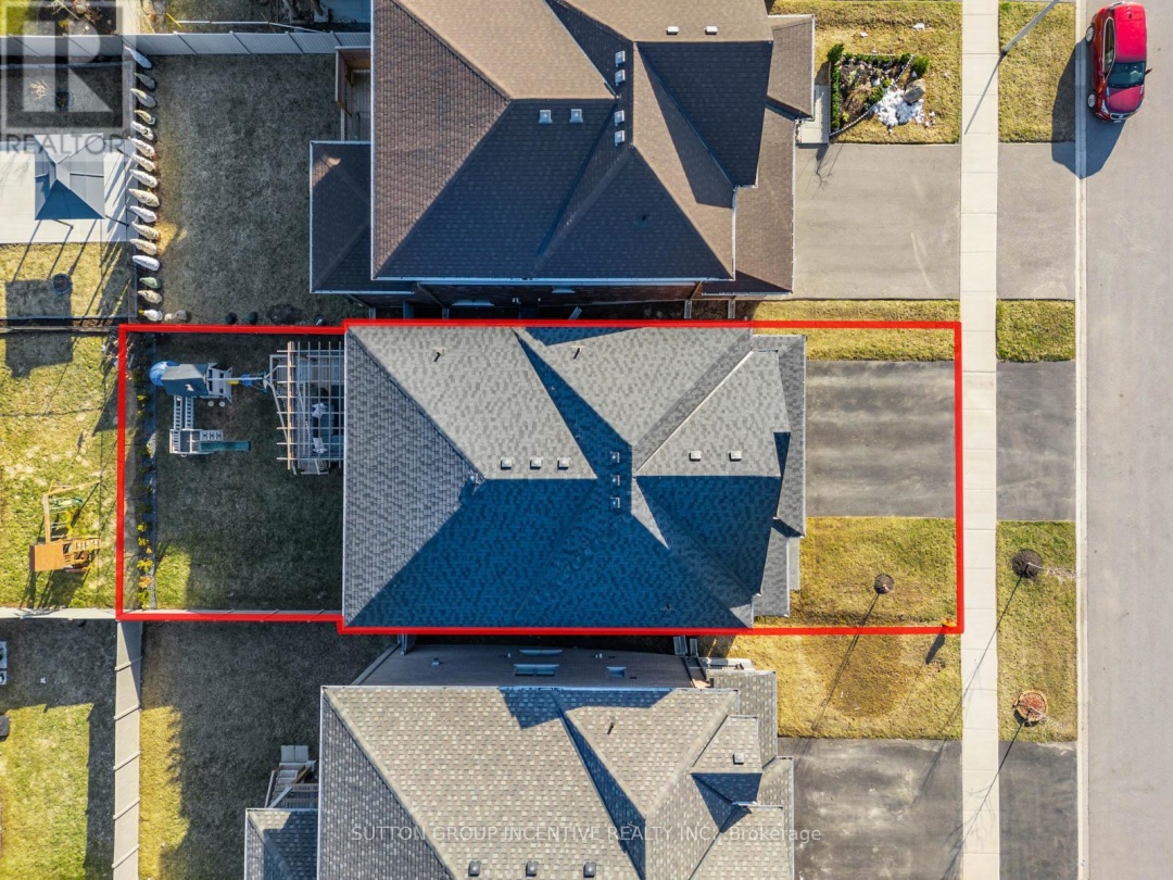 3007 Annalysse Drive, Orillia