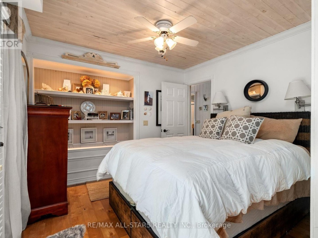 50 BAYVIEW ESTATE ROAD, 