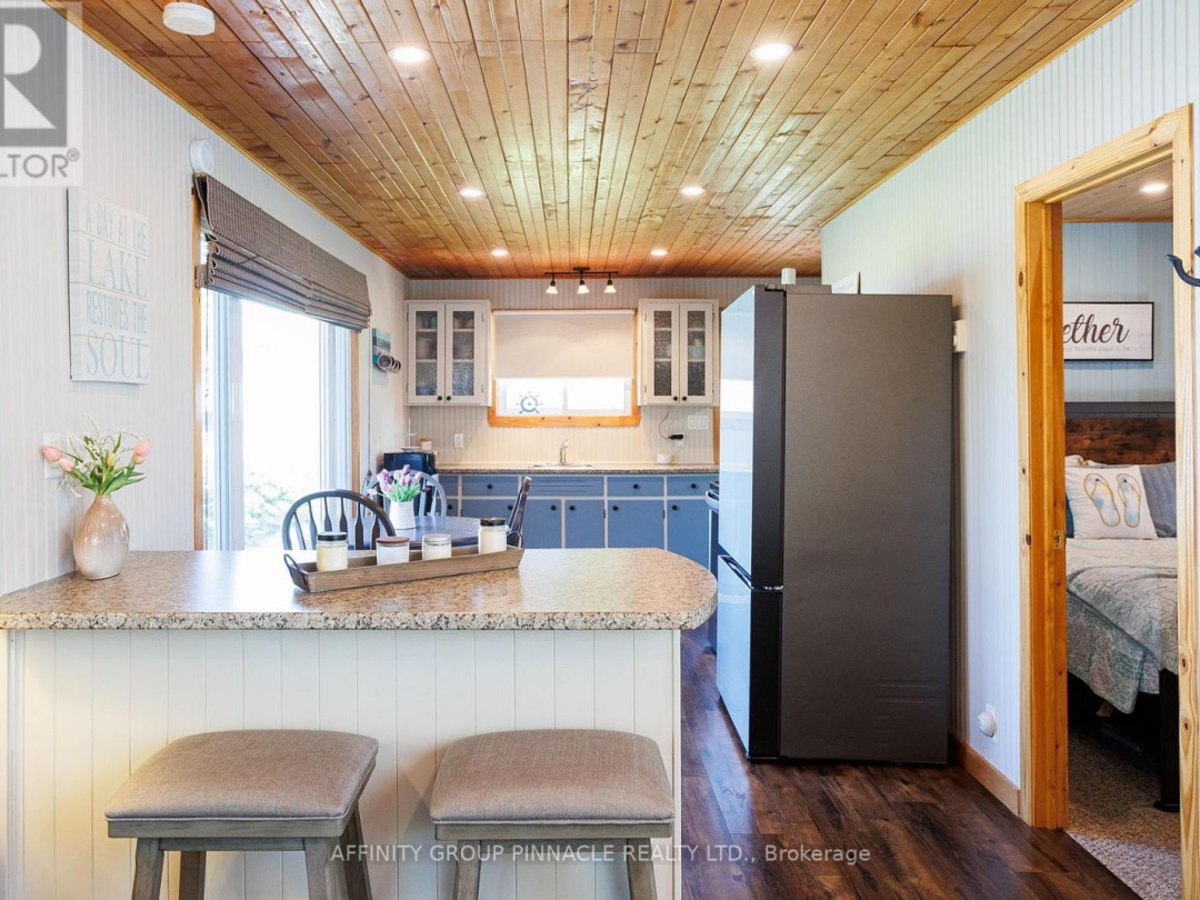 12 GILLIS STREET, Sturgeon Lake