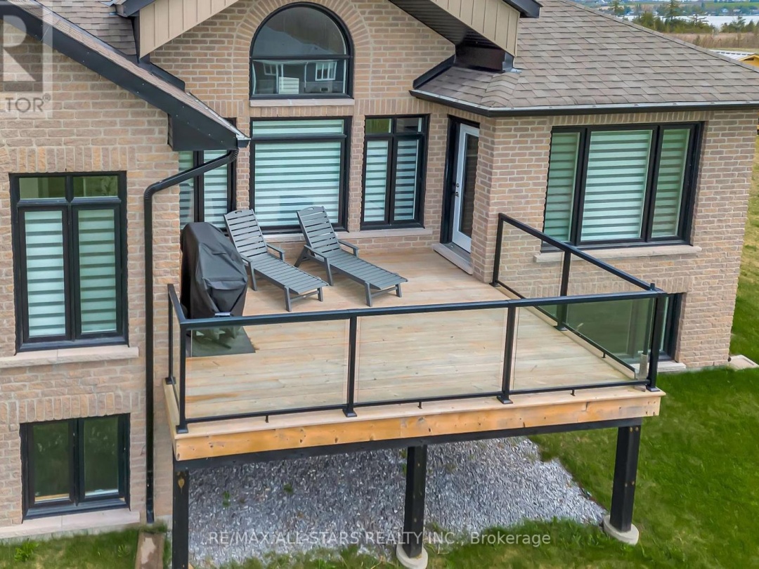 16 AVALON DRIVE, Sturgeon Lake