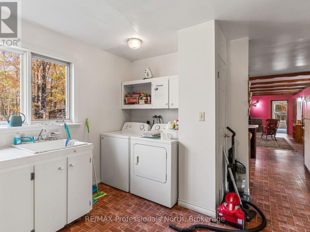 1415 SOUTH LAKE ROAD, 