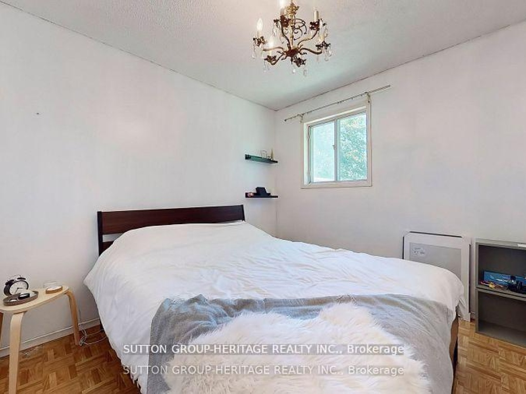 29 Lake Avenue, Lake Simcoe