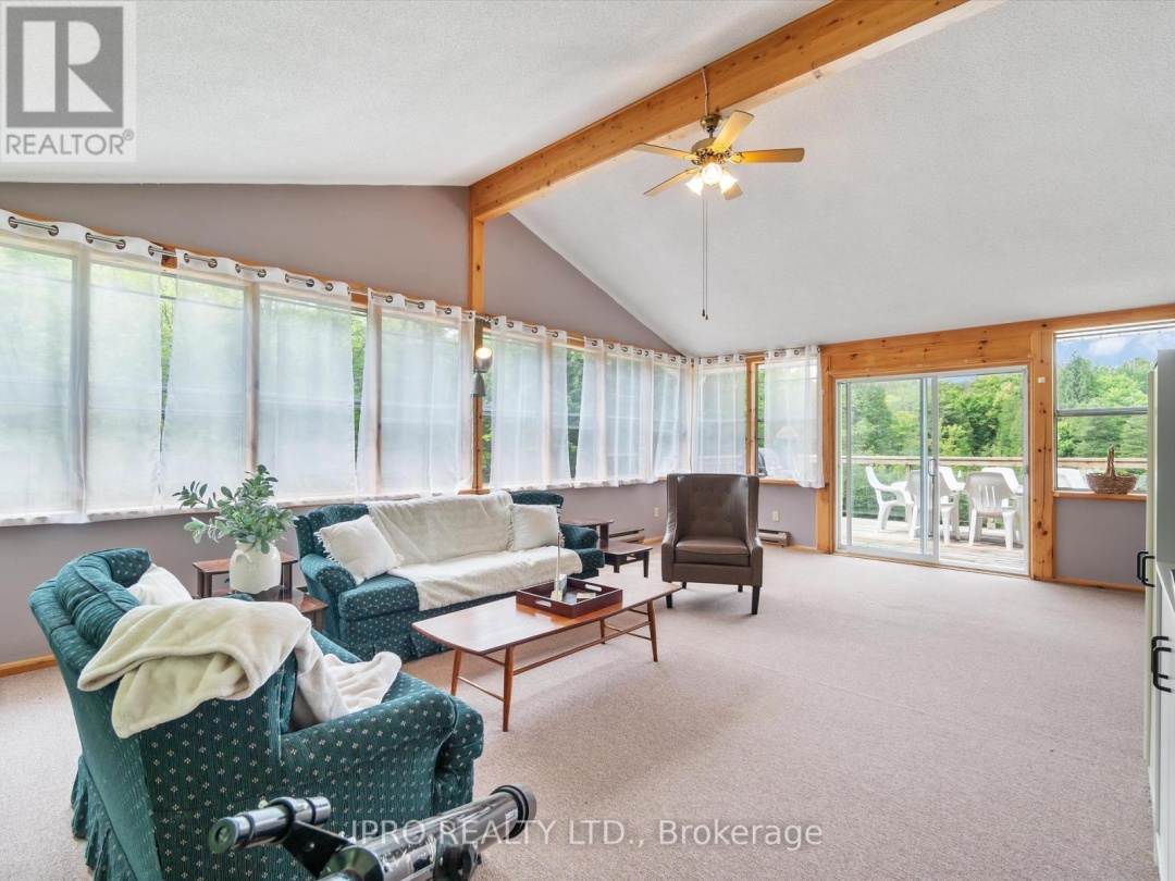 6 LOWER LANE, Otter Lake