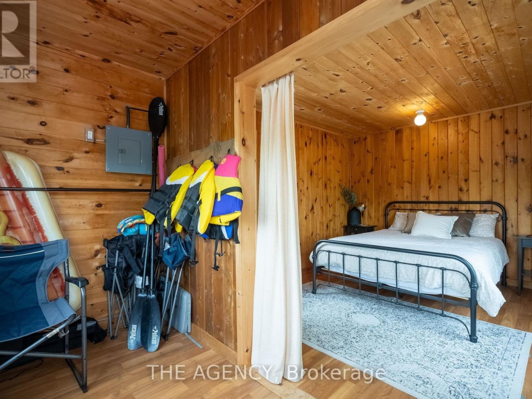 45 PINETREE ROAD, Loon Lake