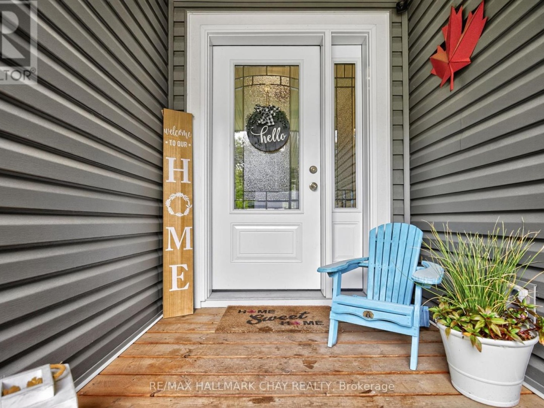 202 VEL-DOR CRESCENT, 