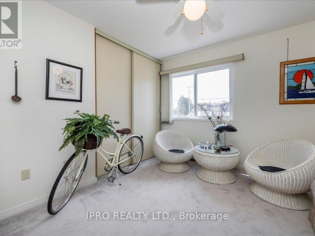 21 71 Laguna Parkway Parkway, Lake Simcoe