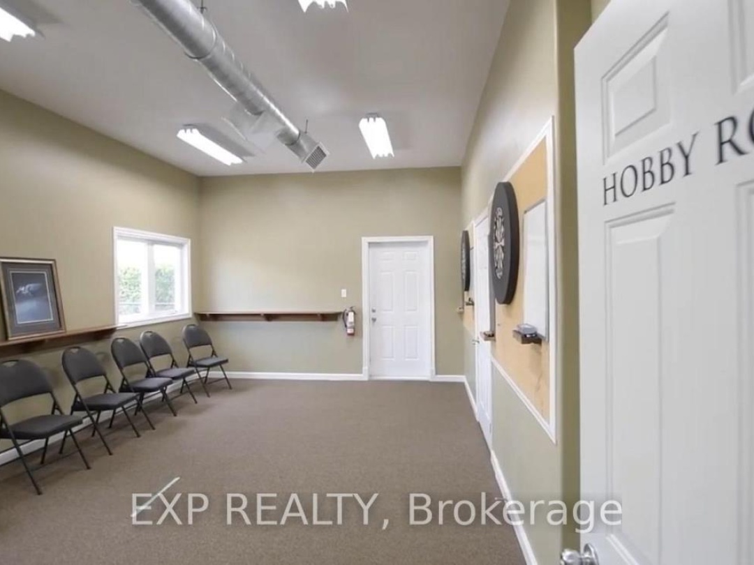 56 CREEKSIDE CIRCLE, 
