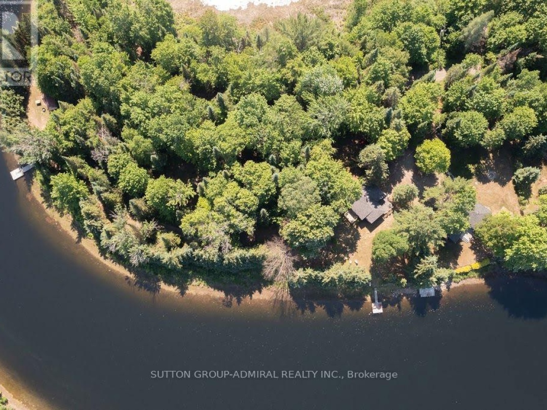 1047 Colony Trail, Lake Muskoka