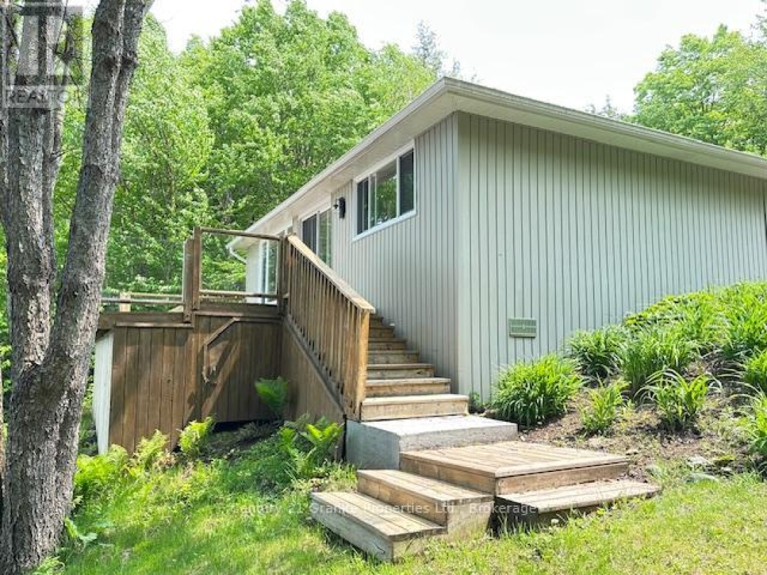 4 TURTLE LANE, 