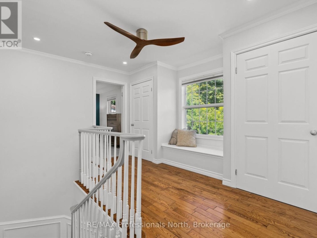 16 BROBST FOREST CRESCENT, 