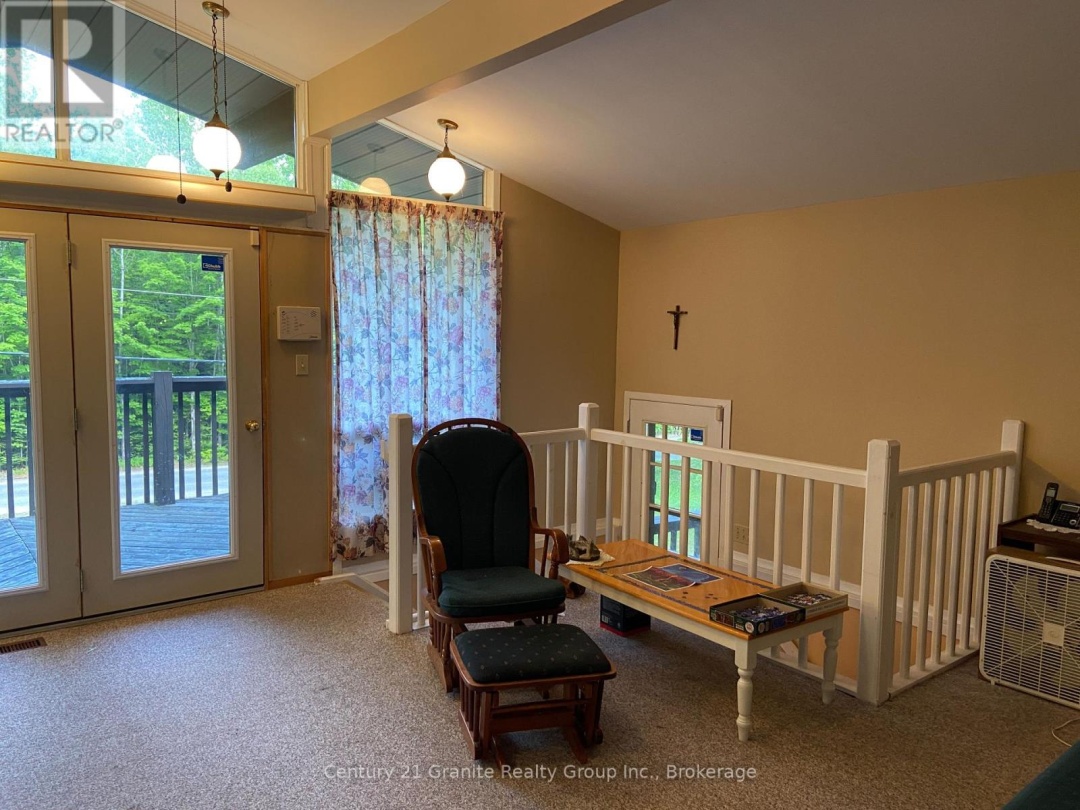 1549 TRAPPERS TRAIL ROAD, 