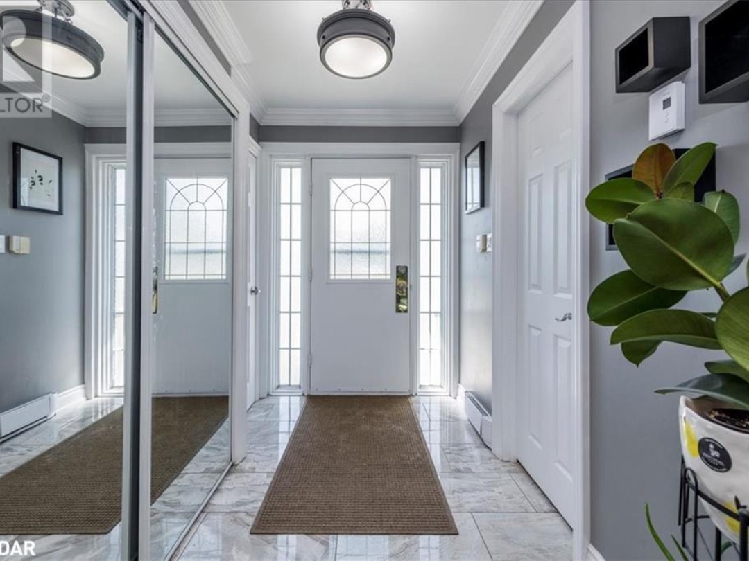 81 Laguna Parkway Parkway Unit# 12, Lake Simcoe