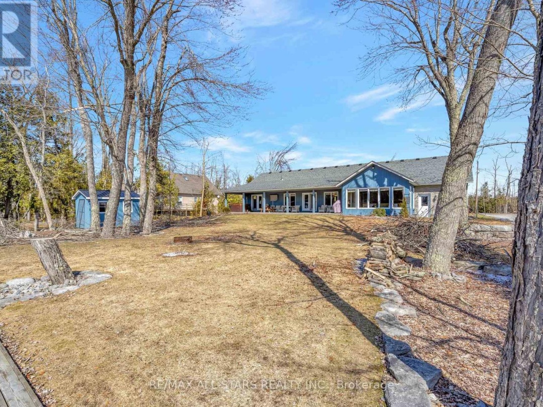 210 Moorings Drive, Burnt Lake