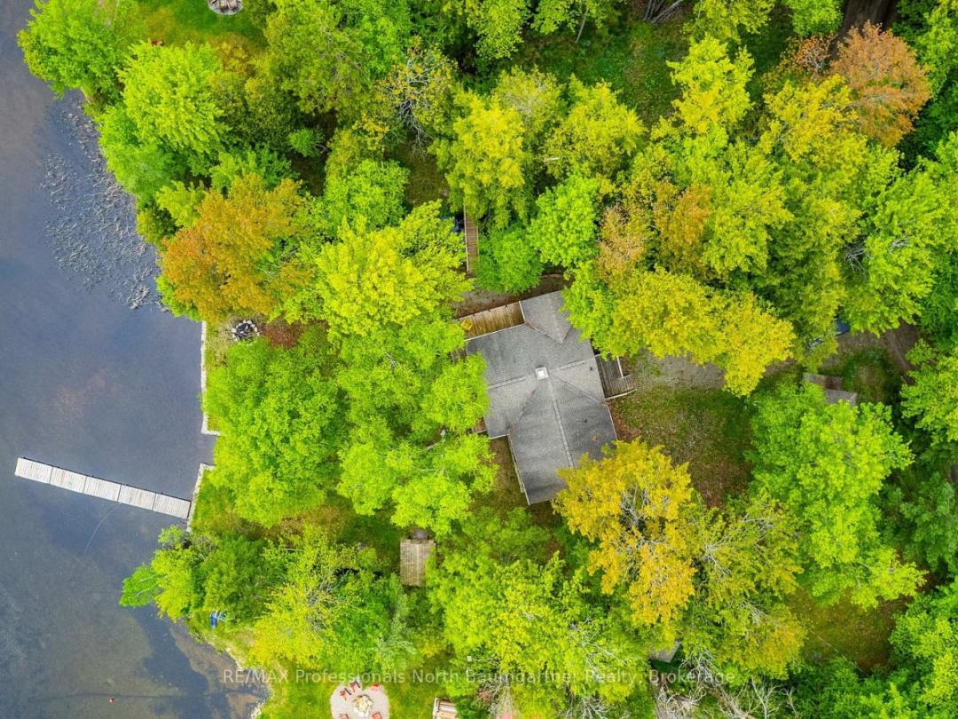 1088 Gravel Pit Drive, Canning Lake