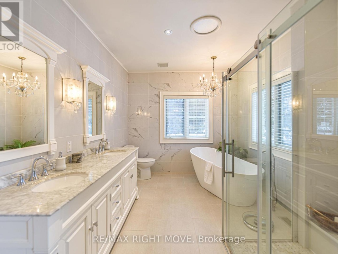 1263 Hawk Ridge Crescent, Severn