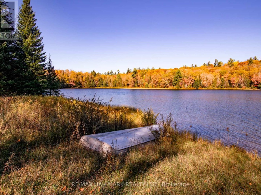 3517 HALIBURTON LAKE ROAD, 