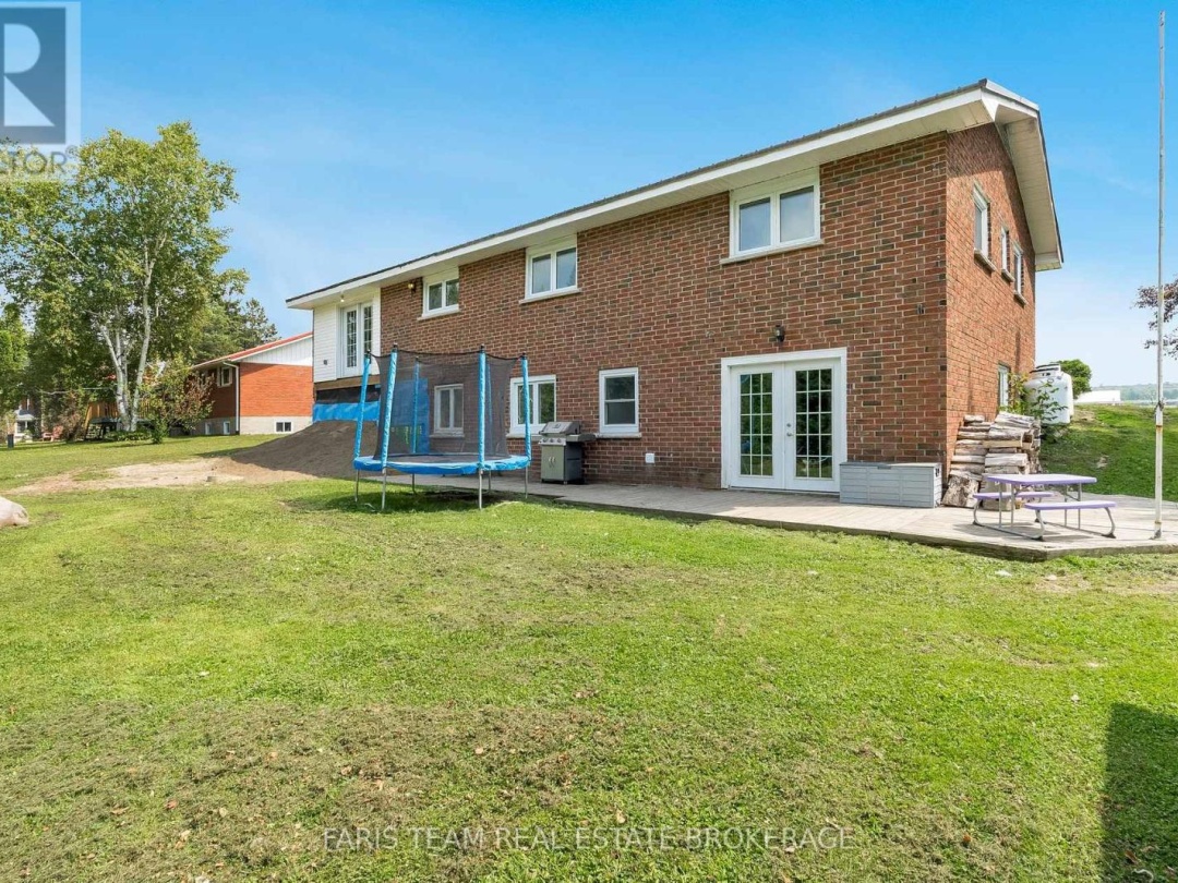 1105 FRASERBURG ROAD, 